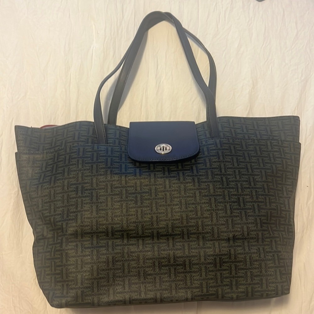 Authentic Tommy Hilfiger, large purse